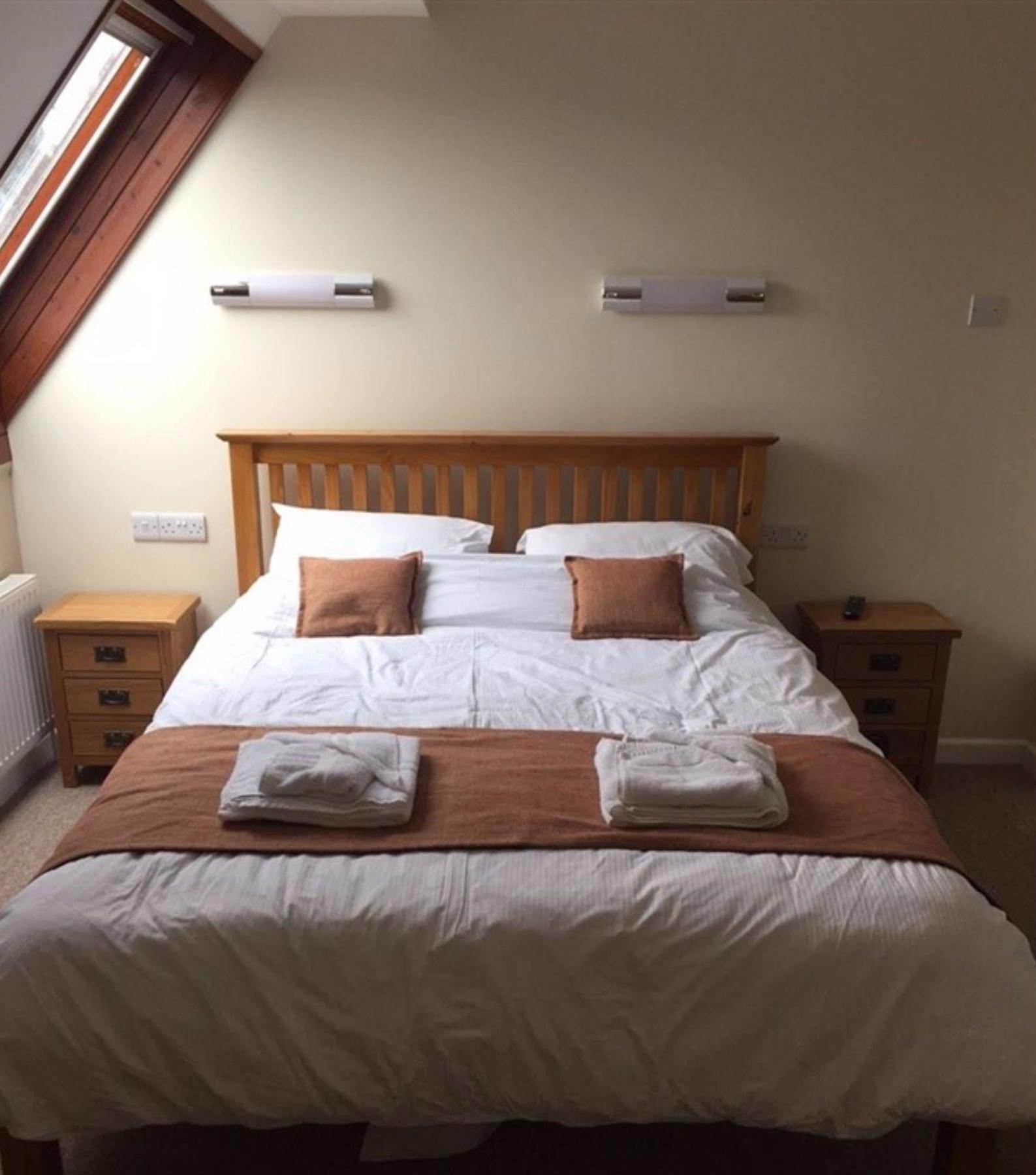 Neuadd Henllan Lodge Builth Wells Dış mekan fotoğraf