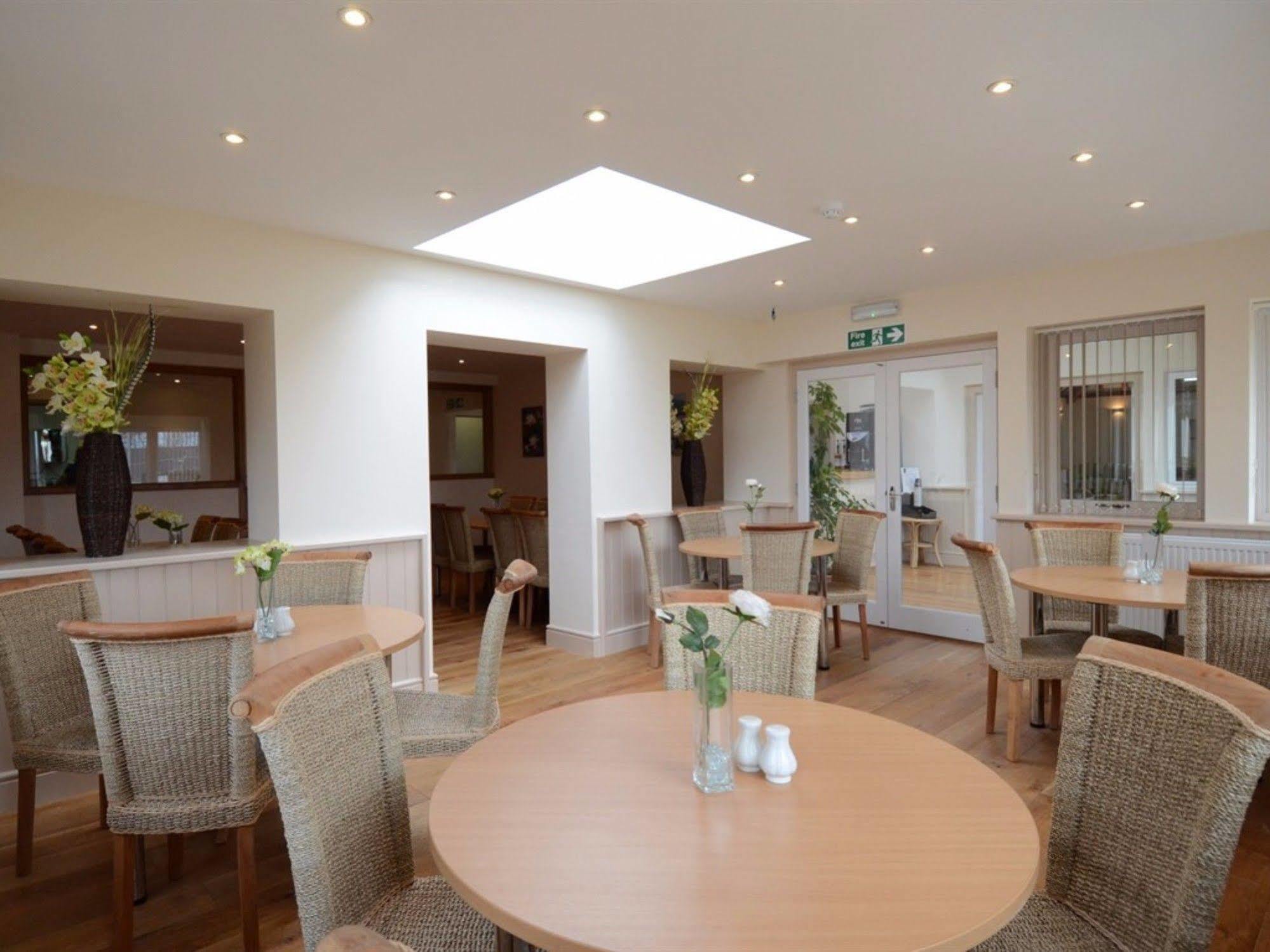Neuadd Henllan Lodge Builth Wells Dış mekan fotoğraf
