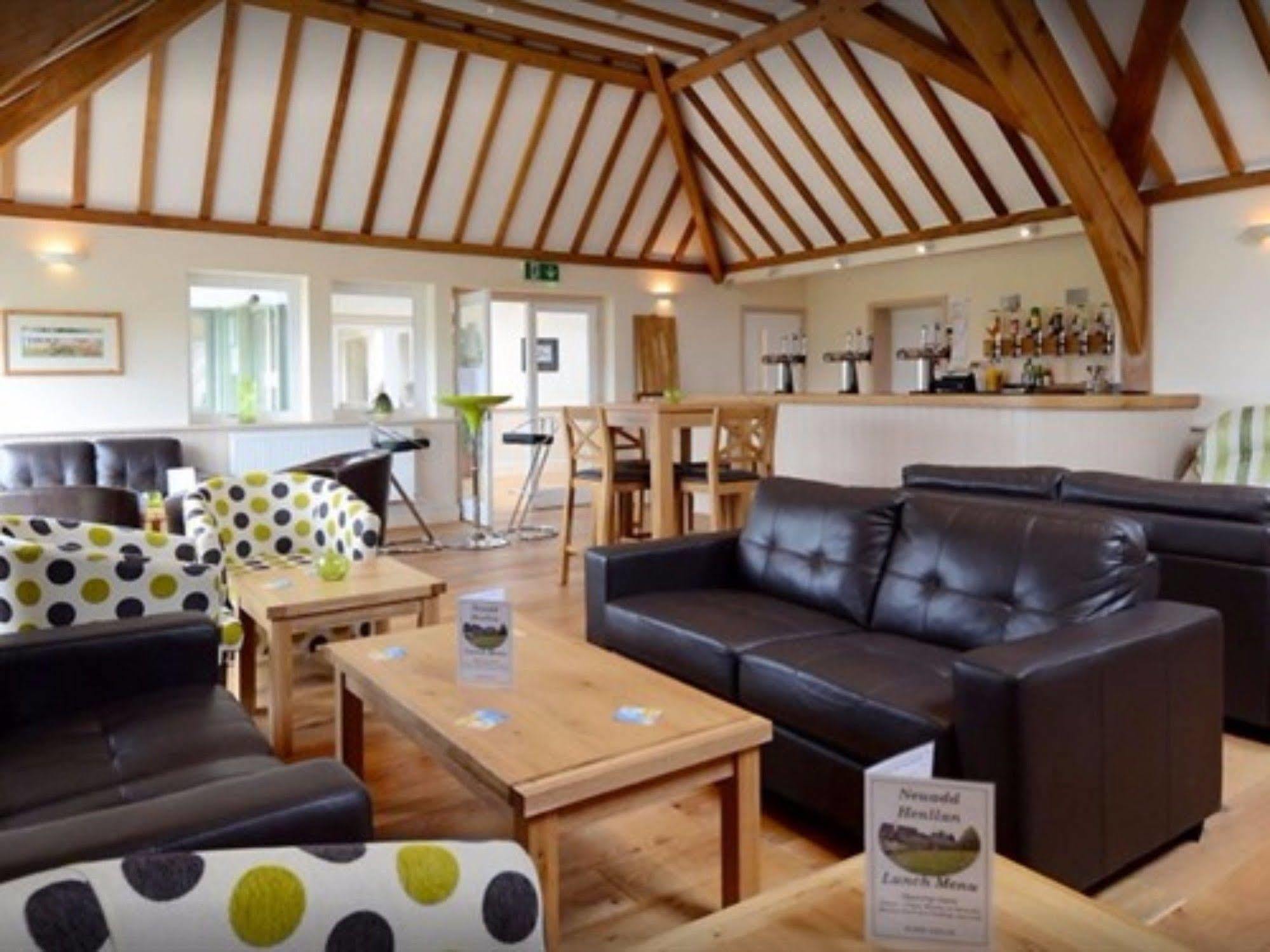 Neuadd Henllan Lodge Builth Wells Dış mekan fotoğraf