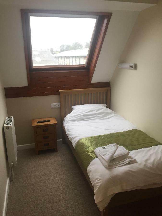 Neuadd Henllan Lodge Builth Wells Dış mekan fotoğraf