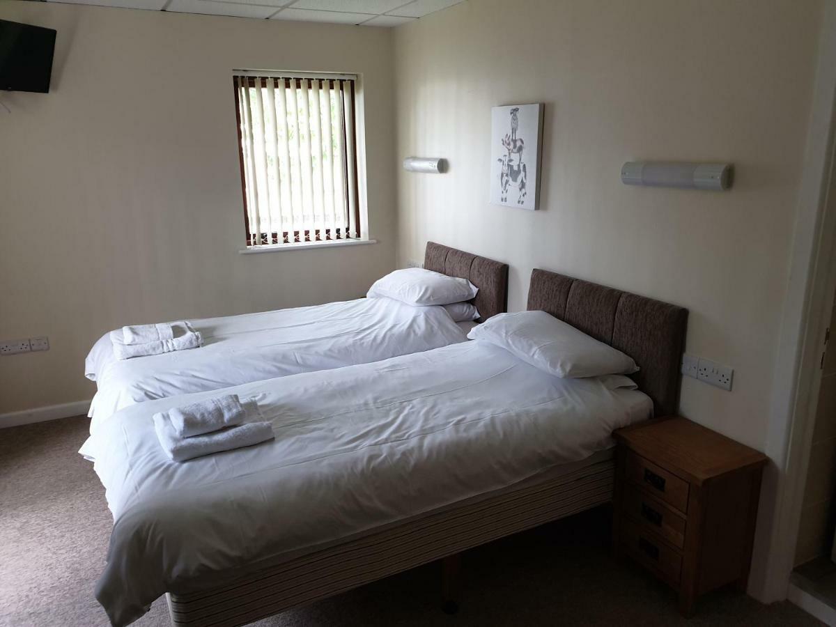 Neuadd Henllan Lodge Builth Wells Dış mekan fotoğraf
